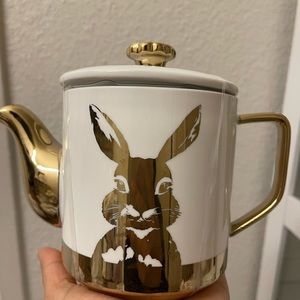 gold and white rabbit mug set